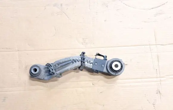 BMW 7 F01 F02 F03 F04 Rear upper control arm/wishbone 6082T6