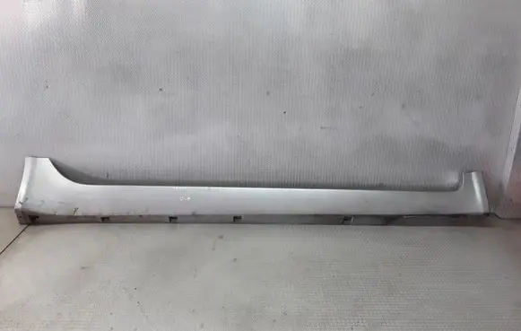 Nissan Primera Sill 76850AU3
