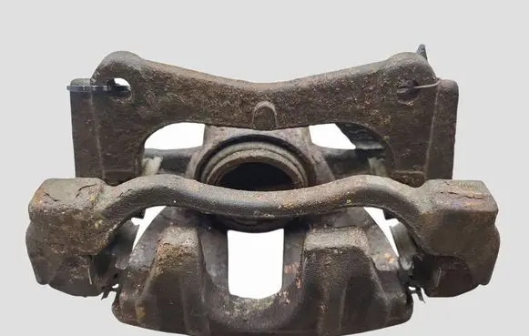 Toyota Avensis T250 Front brake caliper