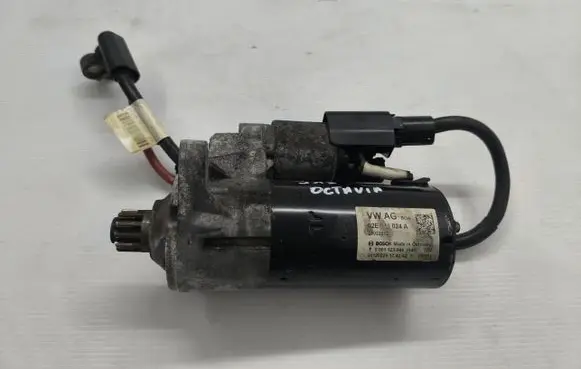 Skoda Octavia Mk2 (1Z) Starter motor 02E911024A