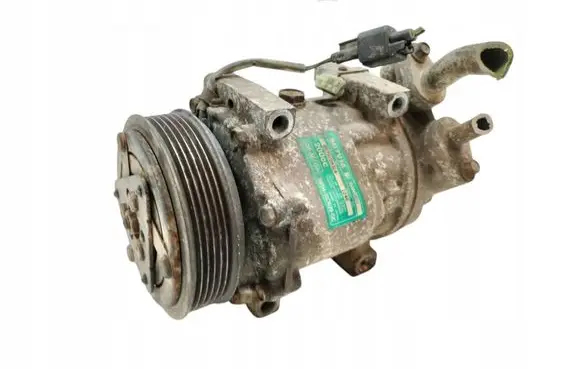 Ford Focus C-MAX Air conditioning (A/C) compressor (pump) 3M5H19D629GC