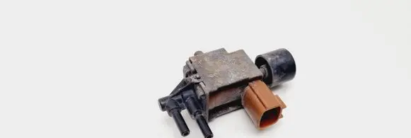 Nissan King Cab, Navara Turbo solenoid valve AESA123