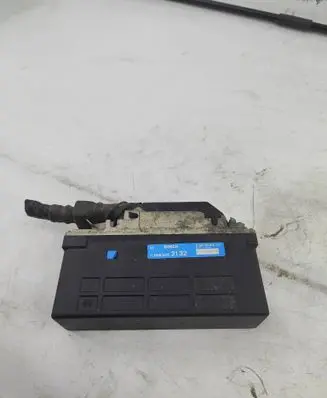 Mercedes-Benz B W245 ABS control unit/module 0265101018 84136632