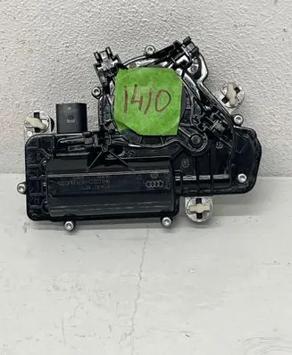 Skoda Superb B8 (3V) Tailgate/trunk/boot lift motor 5TA827887C 060120 160805