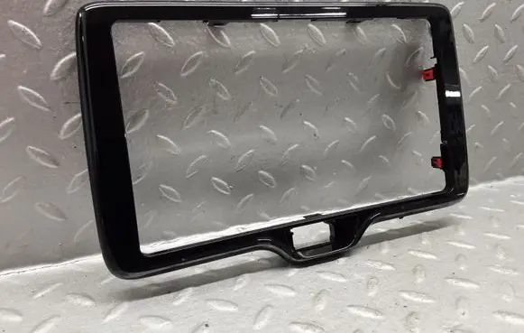 Radio/GPS head unit trim