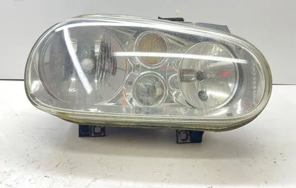 Volkswagen Golf IV Headlight/headlamp