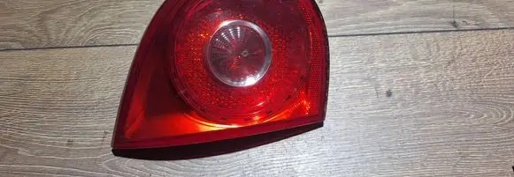 Volkswagen Golf V Tailgate rear/tail lights 1K6945093E