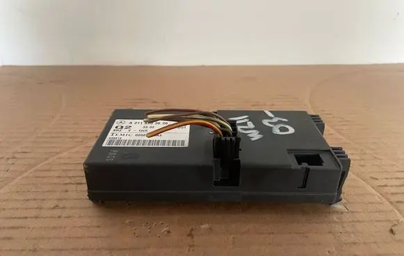 Mercedes-Benz E W211 Seat control module a2118203626