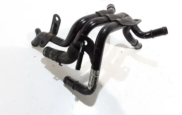 Audi A3 S3 8V Engine coolant pipe/hose 04L121064