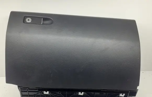 Mercedes-Benz E W212 Glove box A2126802491