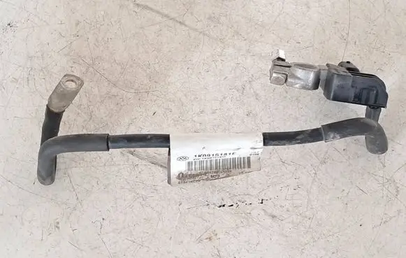 Volkswagen PASSAT B7 Negative earth cable (battery) 1K0915181F