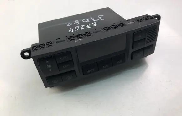 Hyundai Sonata Climate control unit