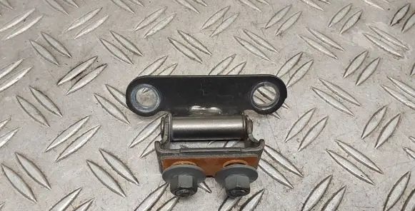 Toyota RAV 4 (XA40) Tailgate/trunk/boot hinge 