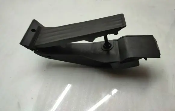 BMW 5 E60 E61 Accelerator throttle pedal 6766930
