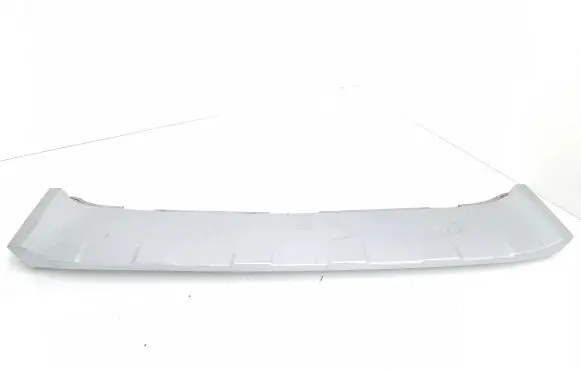 Front bumper lip