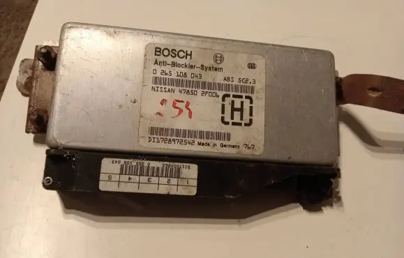 Nissan Primera ABS control unit/module 478502f006