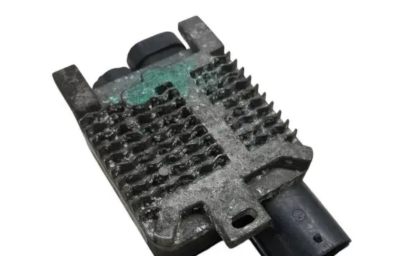 Ford Focus Fan control module 940002906 500003179910