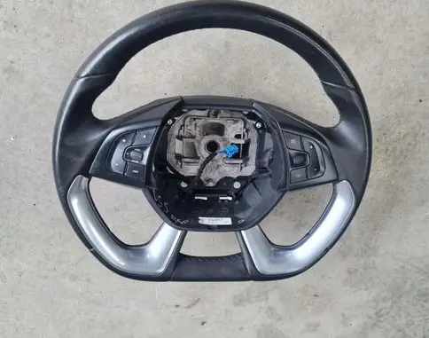Citroen C4 II Steering wheel omcitroen