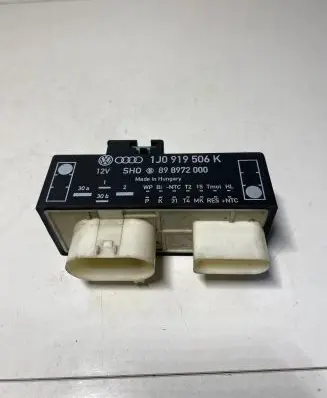 Volkswagen Golf IV Fan control module 1J0919506K 898972000