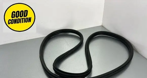 BMW X1 F48 F49 Trunk rubber seal (body) 7474447