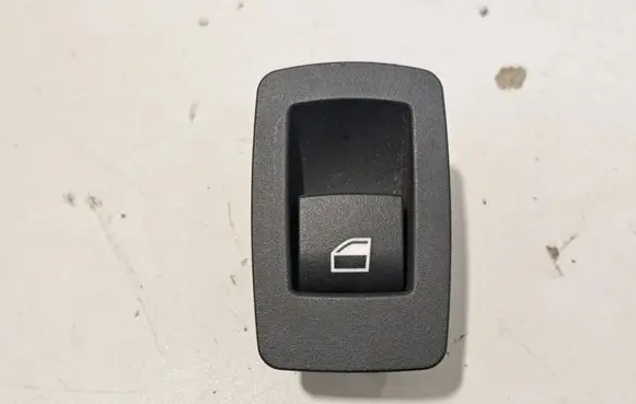 BMW 3 GT F34 Electric window control switch 9208106