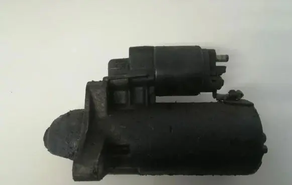 Ford Mondeo MK I Starter motor 1005821583