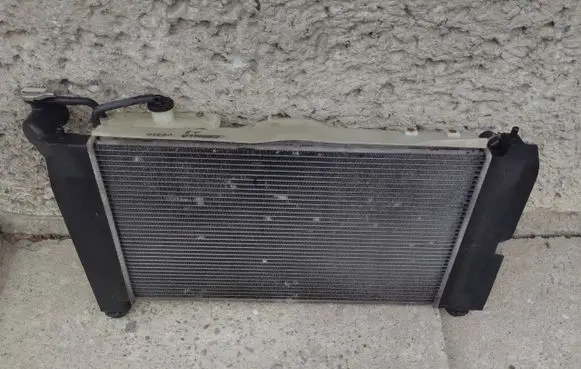 Coolant radiator
