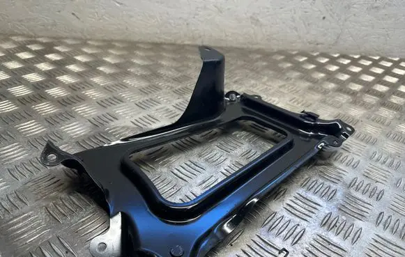 Porsche Cayenne (9Y0 9Y3) Battery bracket 9Y0907908