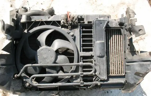 Citroen C5 Radiator support slam panel