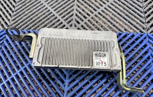 Toyota Auris E180 Engine control unit/module 896610Z750 MB2755003471