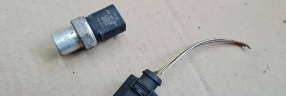 Audi A5 Sportback 8TA Air conditioning (A/C) pressure sensor 4H0959126A 802211 106132