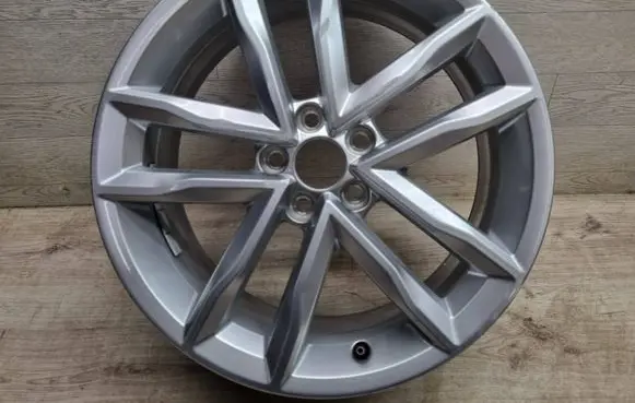 Volkswagen Polo V 6R R17 alloy rim 6C0601025B