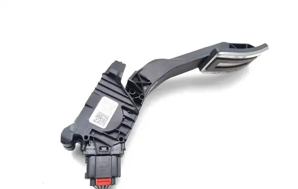 Audi TT TTS RS Mk3 8S Accelerator throttle pedal 5Q2723503F
