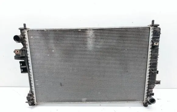 Opel Insignia B Coolant radiator 84208036 GT134002