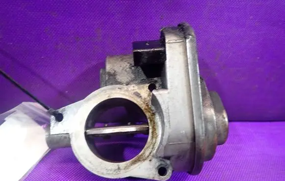 Audi A8 S8 D3 4E Throttle body valve 
