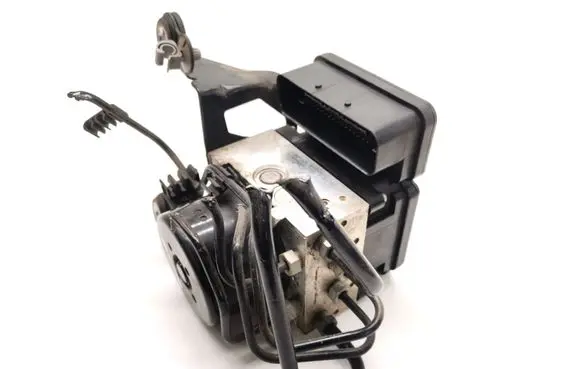 Volvo S60 ABS Pump 31400544