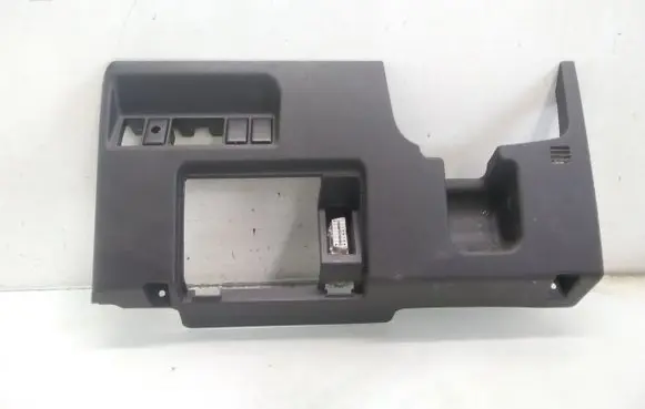 Nissan X-Trail T30 Dashboard lower bottom trim panel 68102EQ420