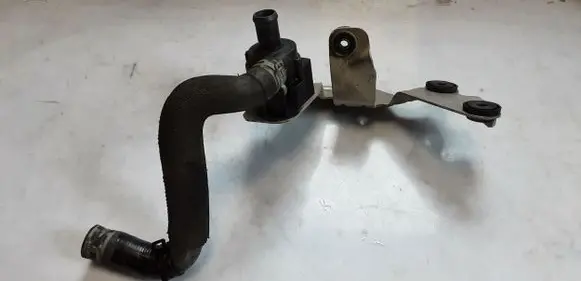 Audi A8 S8 D4 4H Electric auxiliary coolant/water pump 059121012A