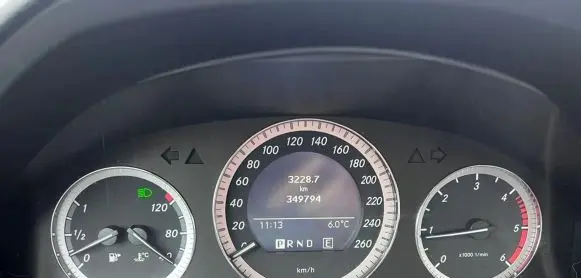 Mercedes-Benz C W204 Speedometer (instrument cluster) A2049006900 2049006900 A2049014300