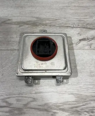 BMW 3 G20 G21 Headlight ballast module Xenon 7933359