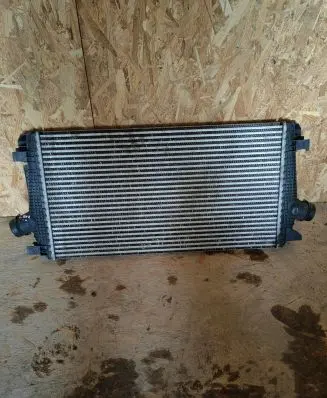 Chevrolet Cruze Coolant radiator 13267647