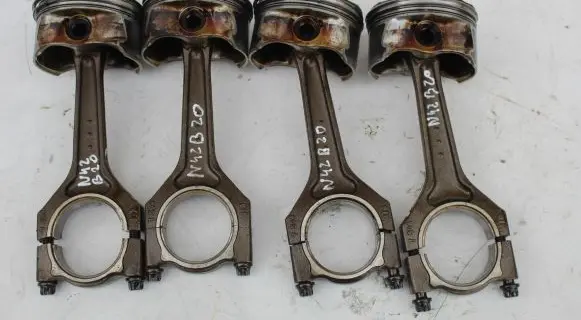 BMW 3 E46 Piston 