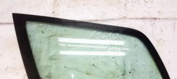 Ford Focus Rear side window