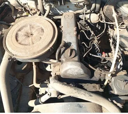 Mercedes-Benz W123 Engine 615940 6150706601 1164602480
