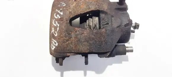 Volkswagen Golf V Front brake caliper