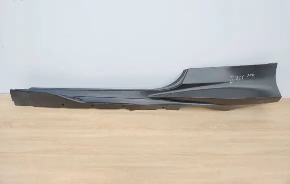 Ferrari F8 Tributo Foot area side trim 000861774