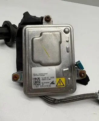 Chevrolet Camaro Xenon control unit/module 130732931900 1200VDC43VAC 10EEG111361