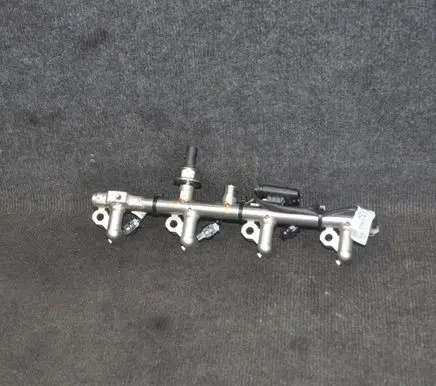 Mercedes-Benz C W204 Fuel main line pipe A2710705495