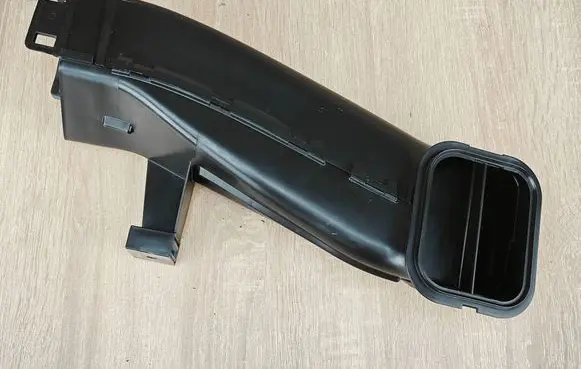 BMW X6 G06 Air intake duct part 8635093