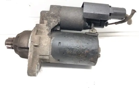 Volkswagen PASSAT CC Starter motor